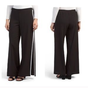UO Sans Souci Side Slit Flare Pants